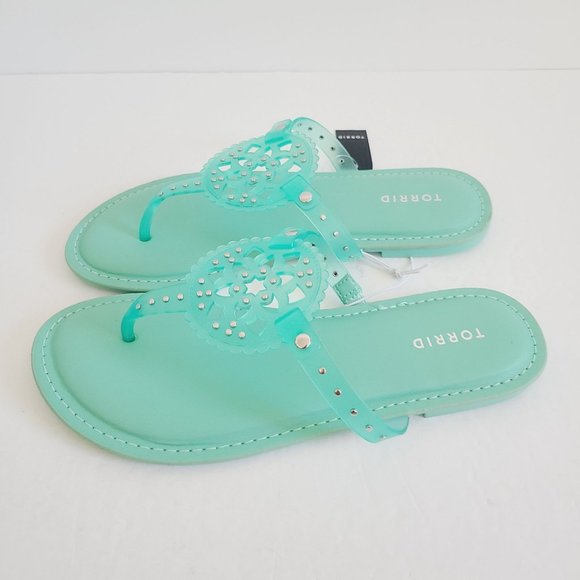 NEW Torrid Jelly Medallion T Strap Sandals Size 8 WW Extra Wide Width Mint - Picture 1 of 9